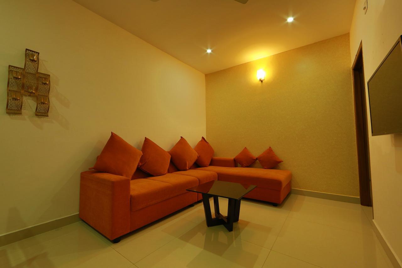 Sara Hotels And Apartments Nedumbassery Zewnętrze zdjęcie