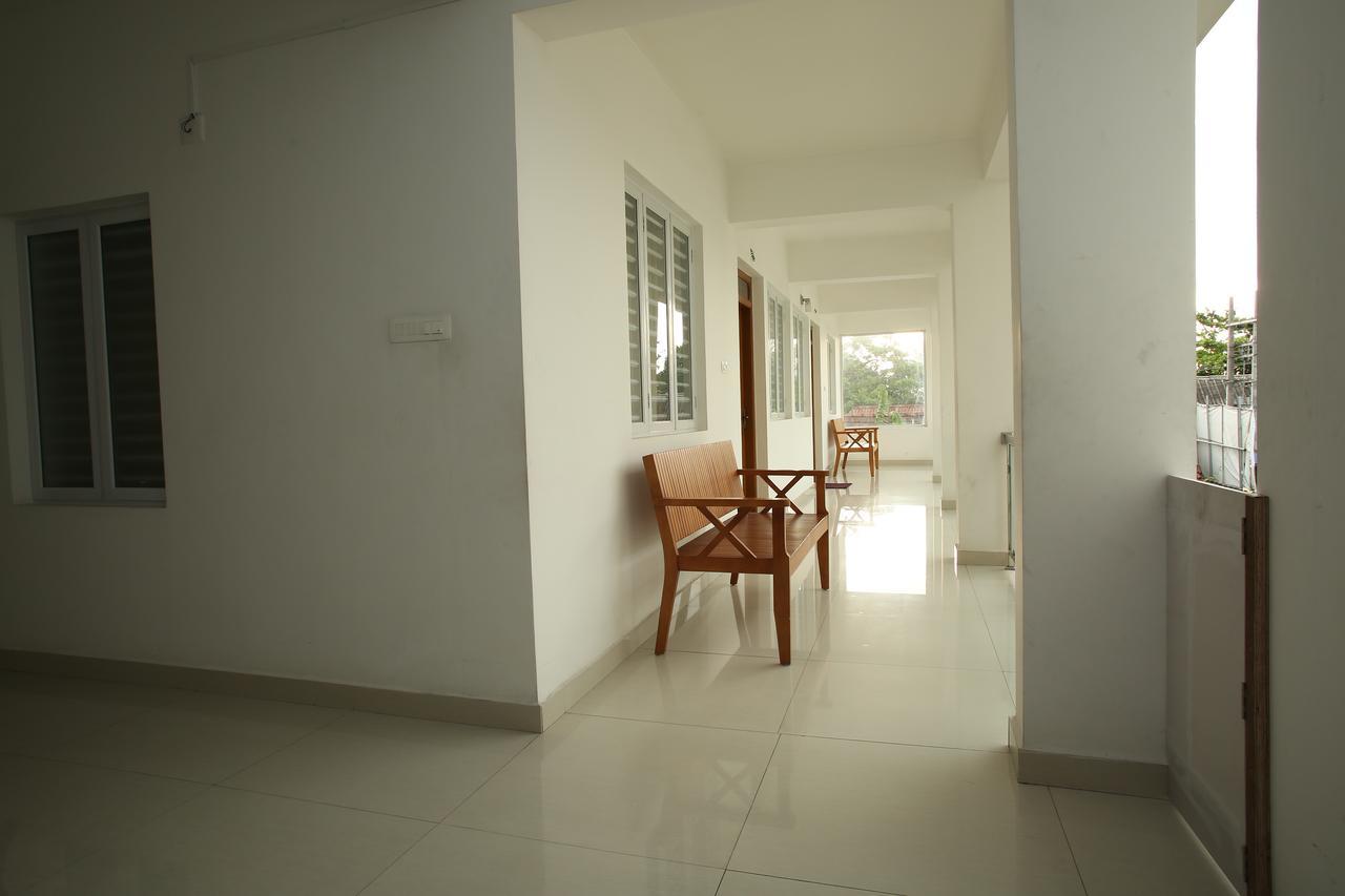 Sara Hotels And Apartments Nedumbassery Zewnętrze zdjęcie
